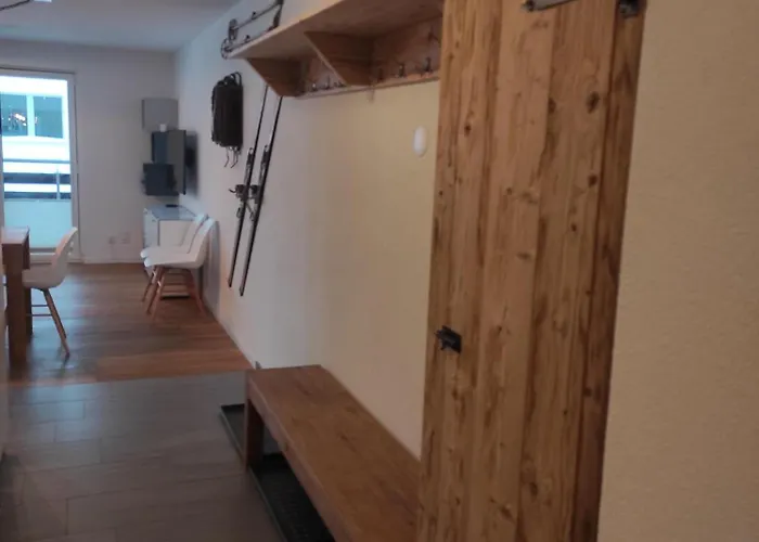 Apartment Haus Rhaetikon 1. Og, Links *