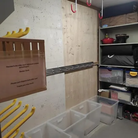 Haus Rhaetikon 1. Og, Links *